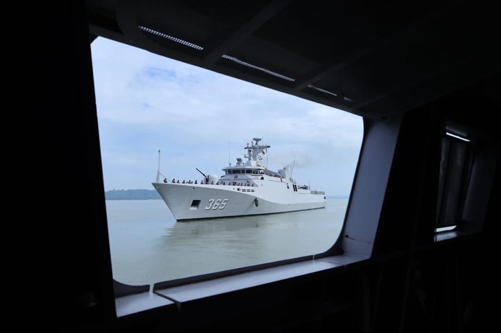 KRI-Diponegoro-365-di-Jawa-Timur