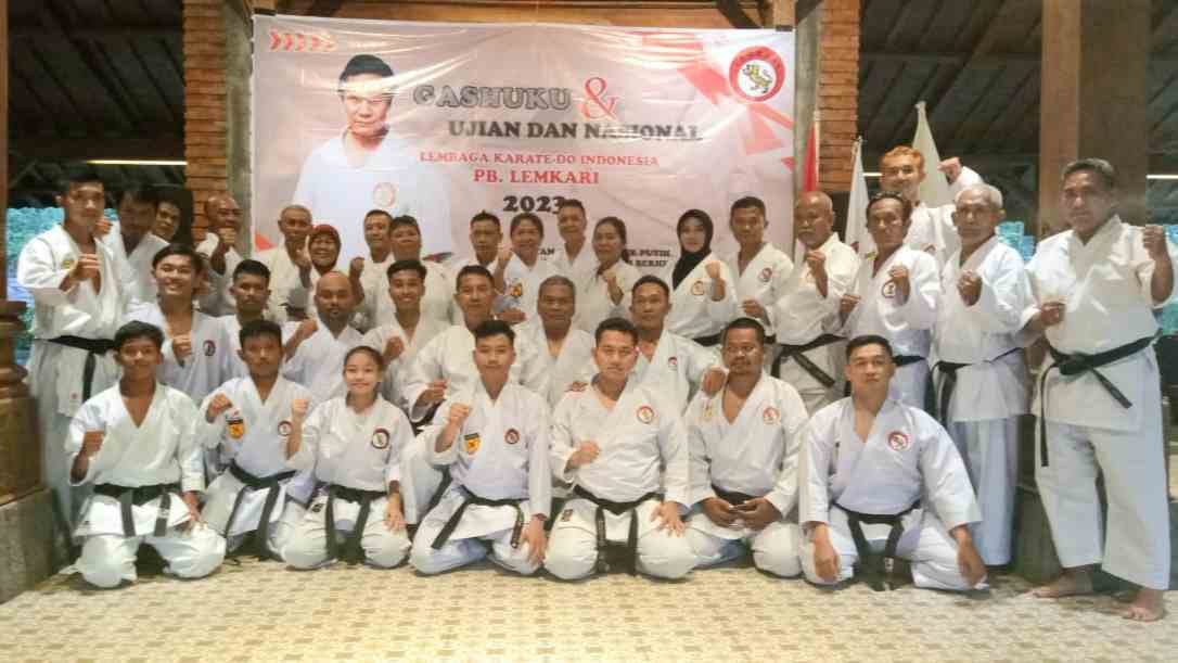 Karateka Binaan Kodim 0811 Tuban Ikuti Gashuku Di Trawas Mojokerto
