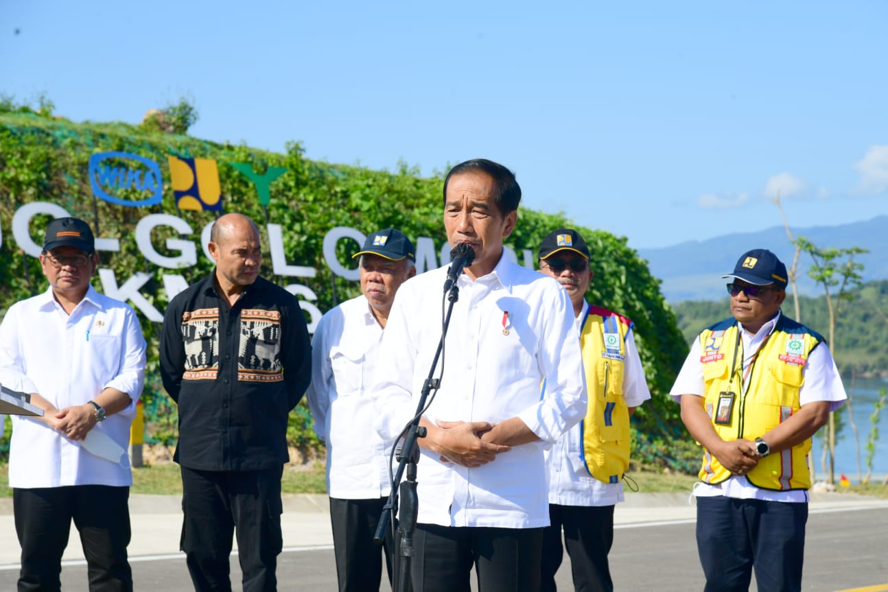 Resmikan-Jalan-Akses-Labuan-Bajo-Golo-Mori-Presiden-Dorong-Pengembangan-Kawasan