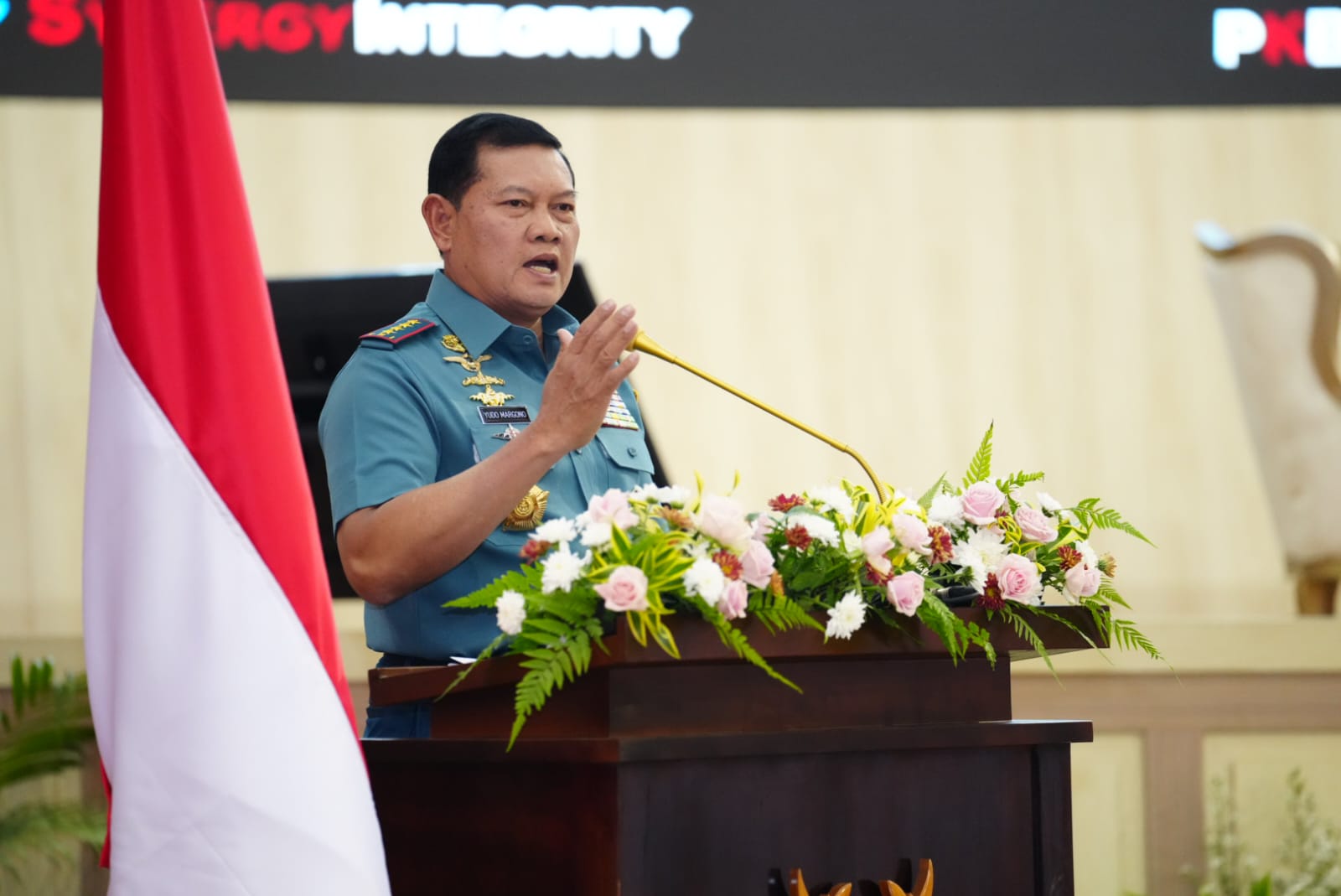 Panglima TNI Yudo Margono memberikan pembekalan kepada para Perwira Siswa Sesko TNI, Sespimti Polri, Sesko Angkatan dan Sespimen Polri