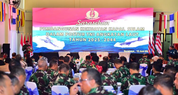 Kepala Staf Angkatan Laut (Kasal) Laksamana TNI Muhammad Ali saat hadir sebagai keynote speaker pada Sarasehan Nasional pembangunan kekuatan kapal selam dalam postur TNI Angkatan Laut tahun 2025-2044