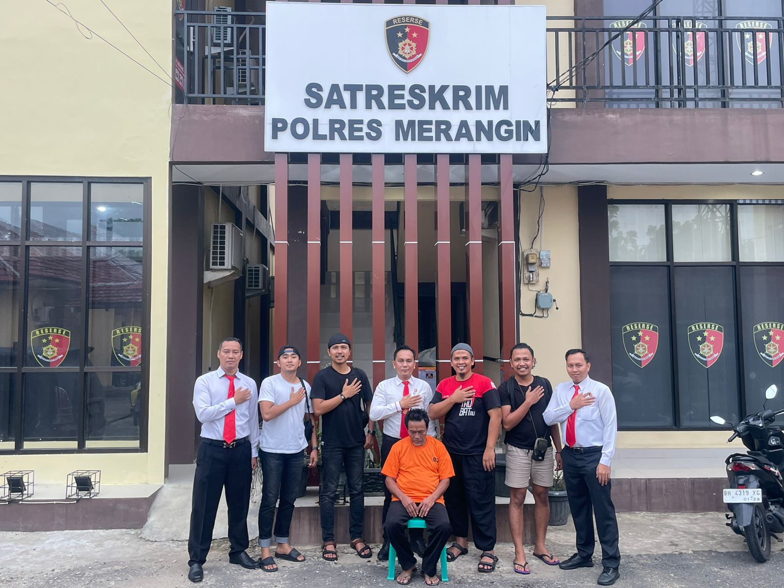 pelaku rudapaksa ditangkap polisi