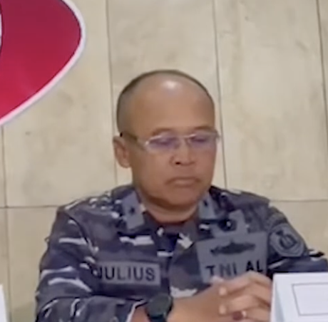 Julius W (Kapuspen TNI)