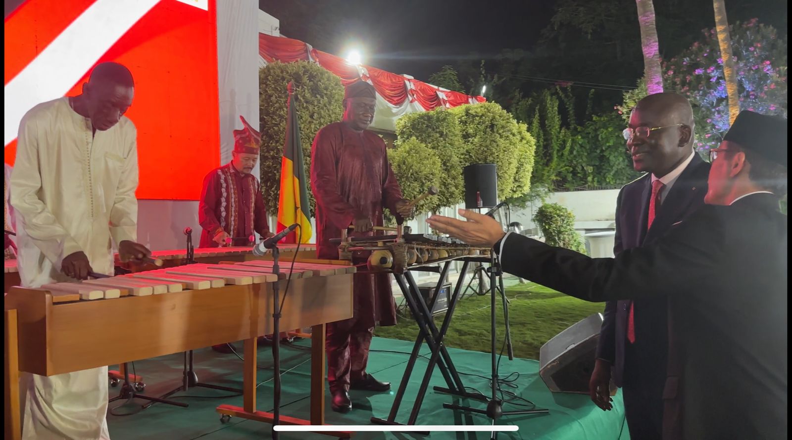 kolaborasi budaya