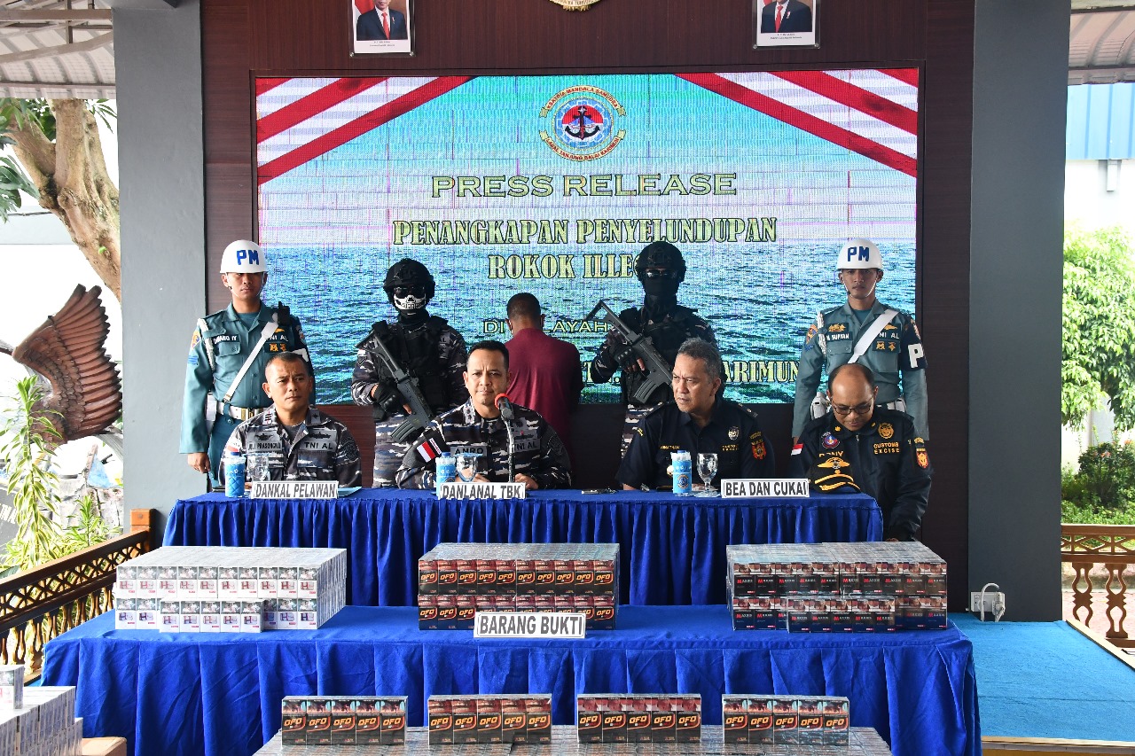 Lanal Tanjung Balai Karimun Gagalkan Penyelundupan Rokok Ilegal di Perairan Danai