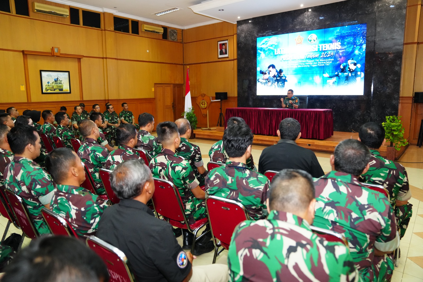 Kapuspen TNI Mayjen TNI Nugraha Gumilar Menutup Latfungnispen 2024