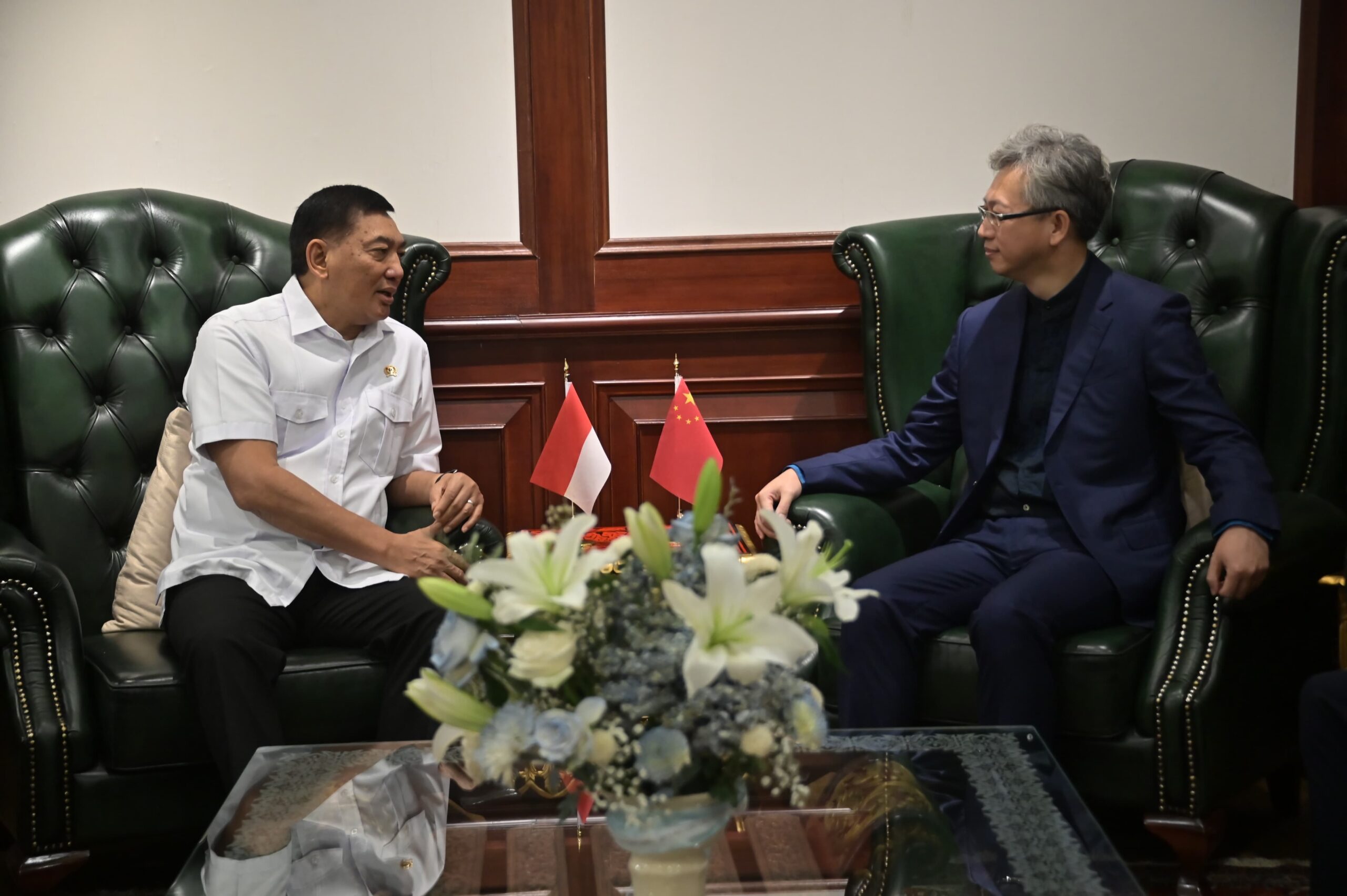 Menhan Sjafrie Menerima Dubes China Wang, Sepakati Peningkatan Hubungan Bilateral