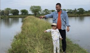 Anas Pengusaha Tambak Modern