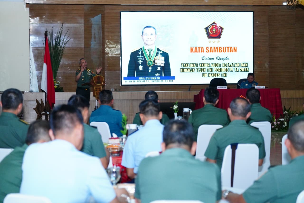 Kasum TNI Pimpin Taklimat Akhir Audit Ketaatan dan Kinerja Itjen TNI Periode IV