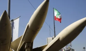 Ilustrasi Rudal Iran. Foto: Indomaritim.com/Ant