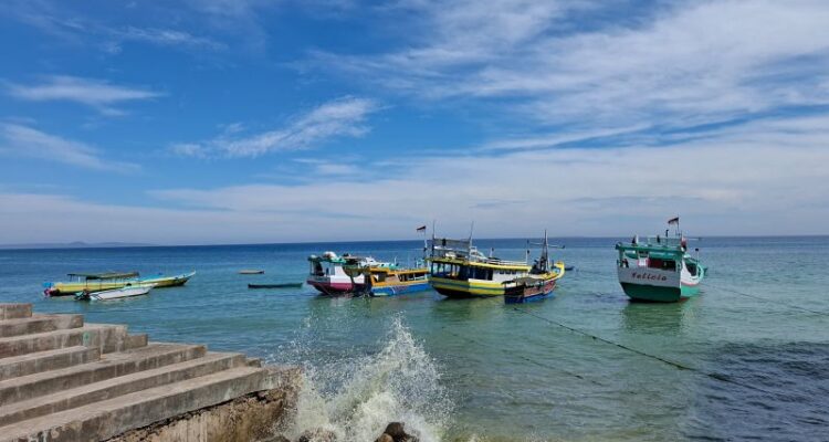 Ilustrasi - Kondisi perairan di pesisir Kota Kupang, Pulau Timor, NTT. Foto Antara