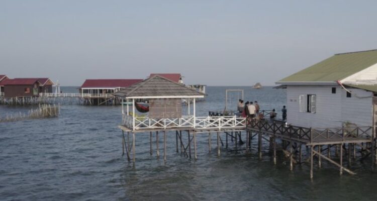 Vila Bontang Kuala, vila terapung di Bontang, Kalimantan Timur. Foto Antara