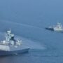 Kapal perang RI dan Pakistan berlatih di Perairan Jakarta. Foto Antara