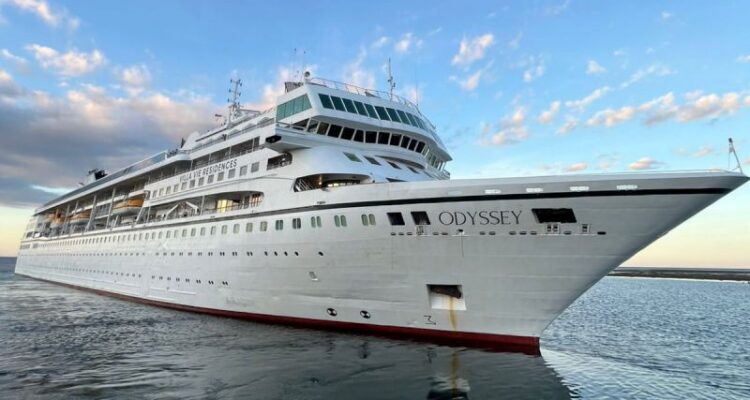 Kapal pesiar MV Odyssey. Foto Antara