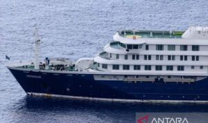 Kapal MV-Hondius yang penumpangnya terinfeksi hantavirus. Foto Antara