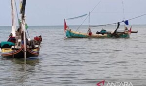 Nelayan Mukomuko sedang melaut. Foto Antara Nelayan Mukomuko sedang melaut. Foto Antara
