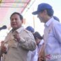 Presiden Prabowo beri bantuan satu kapal ikan bagi komunitas nelayan Pulau Miangas dalam kunjungan kerja di Pulau Miangas, Sabtu (9/5/2026). Foto Antara