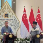 Menteri Luar Negeri Singapura Vivian Balakrishnan dan Menlu RI Sugiono menjelaskan tentang kerjasama Selat Malaks. Foto Antara,