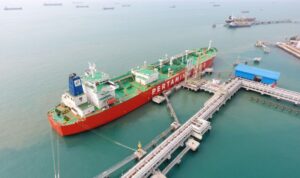 Salah satu kapal gas Pertamina. Foto Antara