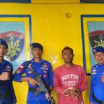 Terduga pelaku penangkapan ikan pakai bahan peledak yang ditangkap polisi. Foto Antara
