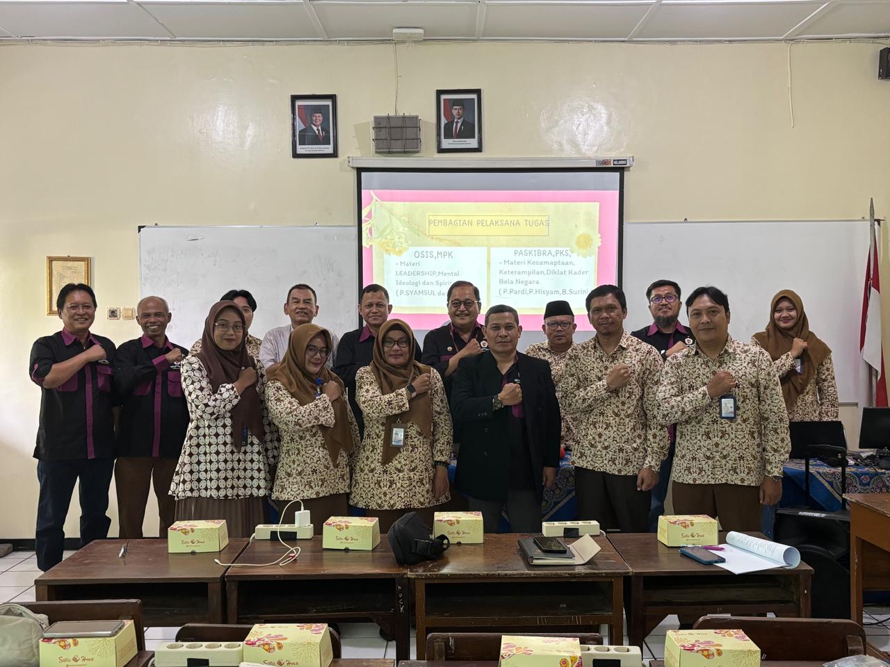 IKAL Jawa Tengah dan peserta rapat Bela Negara. Foto Indomaritim
