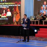 Ketua Umum PBTI Letjen TNI Richard Tampubolon melantik pengurus taekwondo Maluku Utara. Foto Antara
