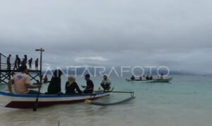Wisata maritim di Pantai Liang dan Pantai Namalatu di Provinsi Maluku. Foto Antara Wisata maritim di Pantai Liang dan Pantai Namalatu di Provinsi Maluku. Foto Antara
