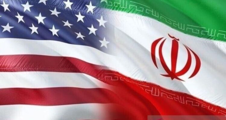 Ilustrasi bendera AS-Iran. Foto Antara