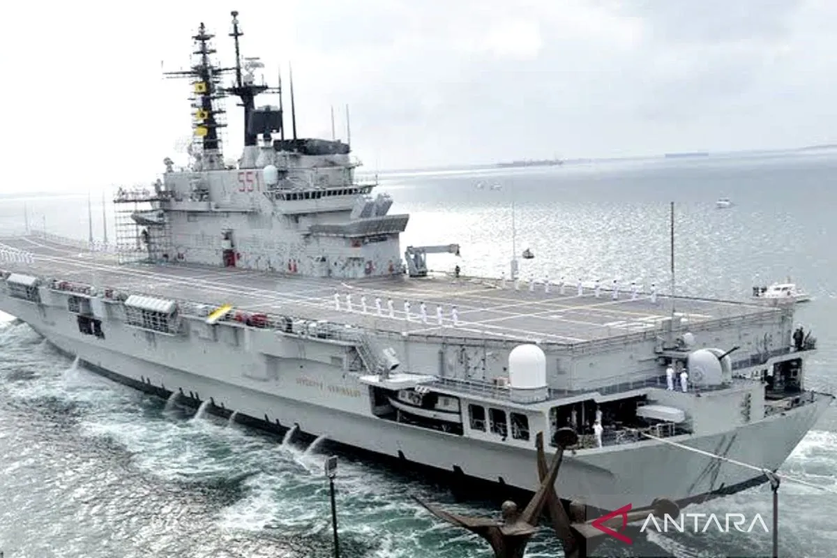 Kapal induk Garibaldi yang akan dibeli TNI AL. Foto Antara Kapal induk Garibaldi yang akan dibeli TNI AL. Foto Antara