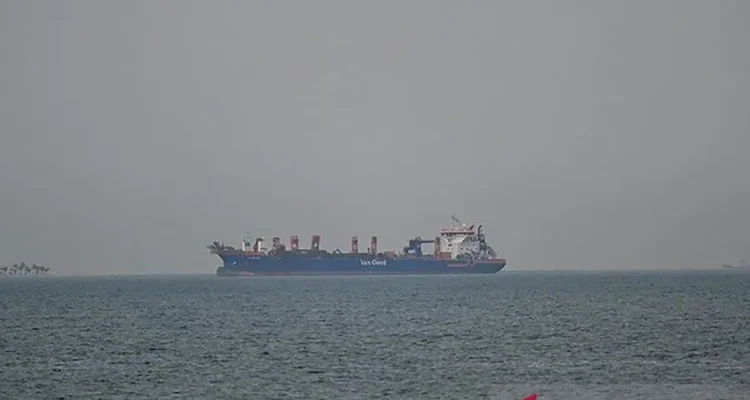 Ilustrasi kapal tanker di Selat Hormuz. Foto Antara