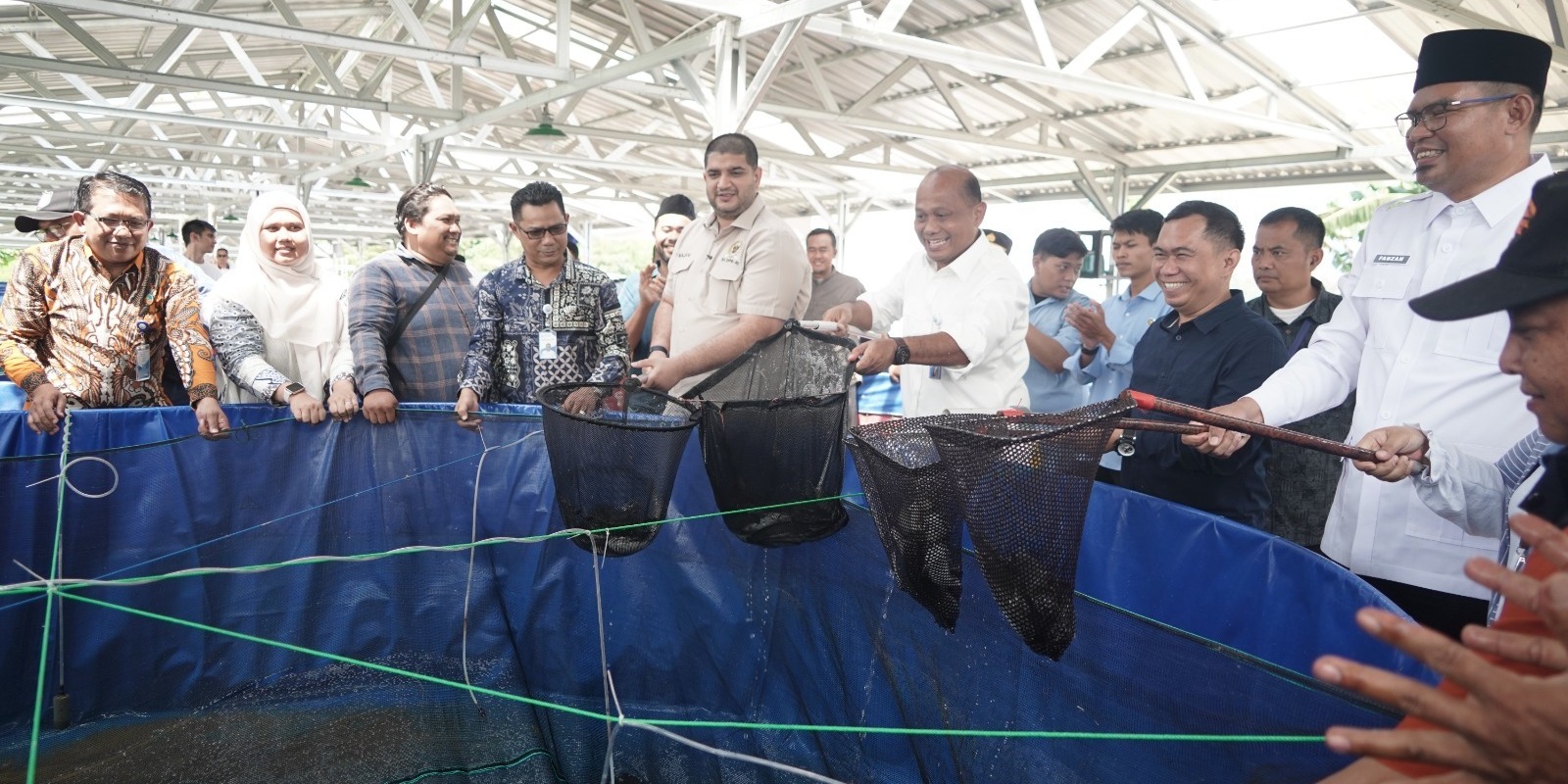 kkp-dorong-budidaya-tematik-bandung-barat-jadi-penggerak-ekonomi-dan-penopang-program-mbg-Pzpl