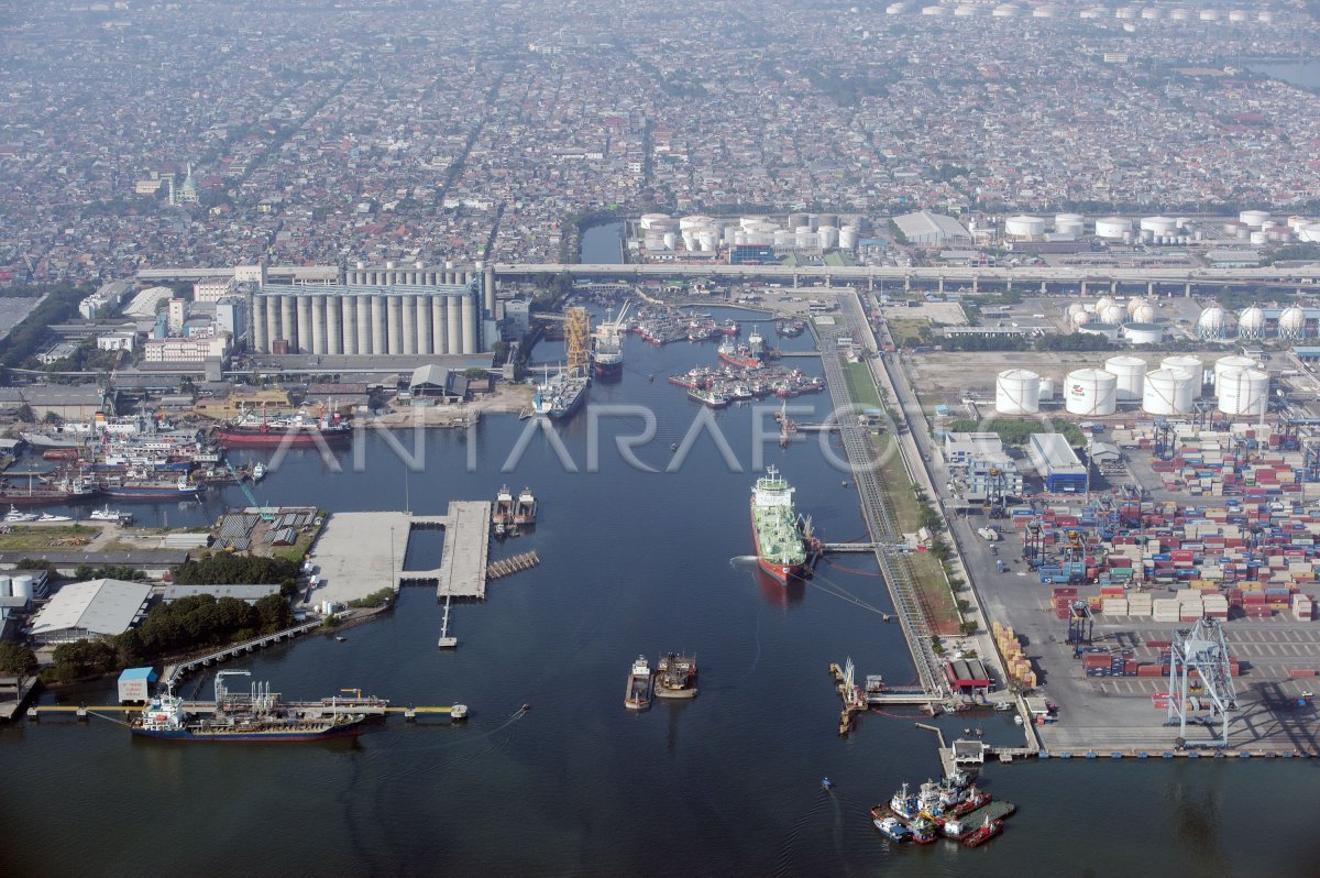 ilustrasi pelabuhan Tanjung Priok. Foto Antara ilustrasi pelabuhan Tanjung Priok. Foto Antara