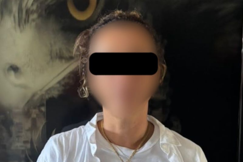Kepolisian Resor Kawasan Bandara I Gusti Ngurah Rai menangkap seorang WNA asal Portugal setelah kedapatan membawa 50 butir amunisi kaliber 22 Long Rifle tanpa dokumen yang sah di Bandara I Gusti Ngurah Rai, Kabupaten Badung, Bali. Foto Antara