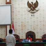 Terdakwa I Putu Setiyawan menjalani sidang putusan di Pengadilan Negeri Denpasar, Bali, Kamis (25/6/2026) dalam kasus tindak pidana perdagangan orang (TPPO). Foto Antara