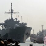 Ilustrasi--USS. Blue Ridge (LCC 19) bersandar di Pelabuhan Tanjung Priok, Jakarta, Jumat (11/5). Kapal Pusat Komunikasi dan Komando Armada ke-7 Angkatan Laut Amerika yang mengkoordinir wilayah seluas 52 juta meter persegi di kawasan Pasifik itu mengunjungi Indonesia selama beberapa hari. Foto Antara