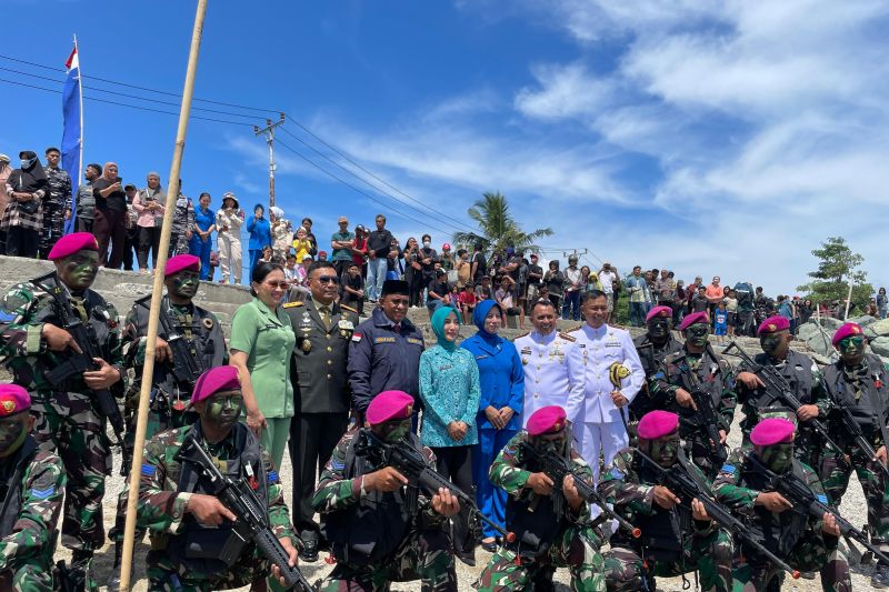 Gubernur Sulawesi Tengah Anwar Hafid menghadiri rangkaian kegiatan Satgas Operasi Trisila Tahap II TNI AL di Palu, Senin (1/6/2026). Foto Antara Gubernur Sulawesi Tengah Anwar Hafid menghadiri rangkaian kegiatan Satgas Operasi Trisila Tahap II TNI AL di Palu, Senin (1/6/2026). Foto Antara