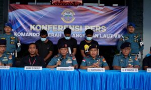 Kodaeral VIII menggelar konferensi pers digagalkannya penyelundupan sejumlah barang ilegal oleh warga negara asing asal Filipina senilai Rp1 miliar lebih. Foto Antara Kodaeral VIII menggelar konferensi pers digagalkannya penyelundupan sejumlah barang ilegal oleh warga negara asing asal Filipina senilai Rp1 miliar lebih. Foto Antara
