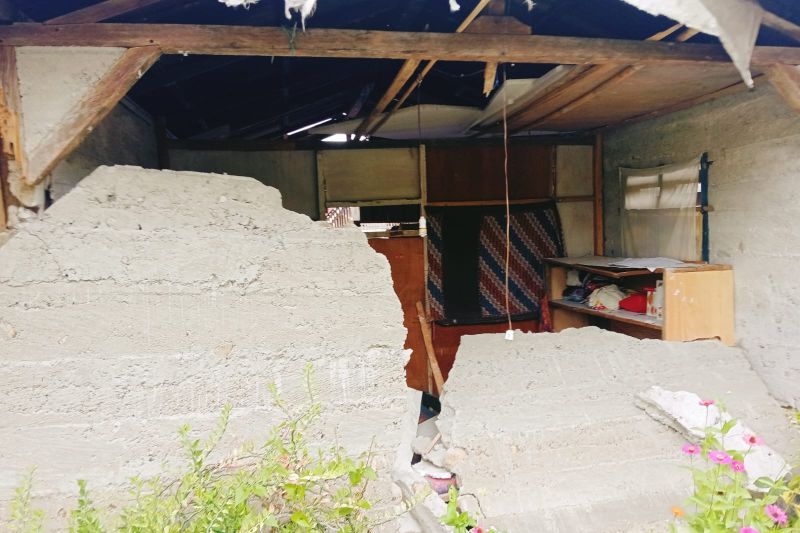 Houses were damaged by a tectonic earthquake of magnitude 6.7 in C Sulawesi. Antara Photo