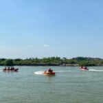 Tim SAR gabungan melakukan pencarian pemancing yang tenggelam di Sungai Kalijajar, Kabupaten Demak, Rabu. Foto Antara