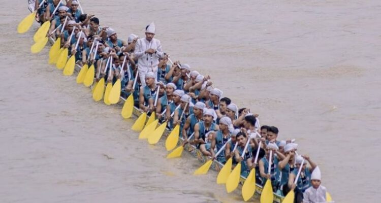 Jalur Putri Anggun Sibiran Tulang dari Desa Banjar Padang, Kecamatan Kuantan Mudik yang menjadi juara Festival Pacu Jalur tahun 2024. Foto Antara