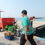 Pemerintah Kabupaten (Pemkab) Kepulauan Seribu menghadirkan dua ikon lingkungan bernama Bang Libra dan Mpo Lisa sebagai inovasi baru dalam mengedukasi masyarakat terkait pengelolaan sampah, Jumat (12/6/2026). Foto Antara