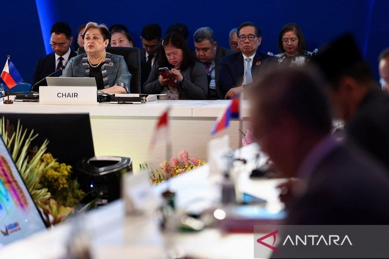 Menteri Luar Negeri Filipina Maria Theresa Lazaro. Foto Antara Menteri Luar Negeri Filipina Maria Theresa Lazaro. Foto Antara