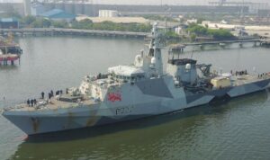 Kapal patroli lepas pantai Inggris, HMS Tamar-233 tiba di Jakarta untuk kunjungan selama empat hari. Foto Indomaritim/Kedubes Inggris. Kapal patroli lepas pantai Inggris, HMS Tamar-233 tiba di Jakarta untuk kunjungan selama empat hari. Foto Indomaritim/Kedubes Inggris.