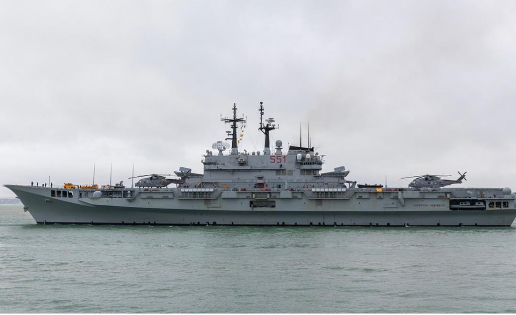 Kapal induk Giuseppe Garibaldi yang akan dibeli TNI AL. Foto: Indomaritim.com/Ist Kapal induk Giuseppe Garibaldi yang akan dibeli TNI AL. Foto: Indomaritim.com/Ist