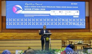 Indonesian Minister of Higher Education, Science, and Technology Brian Yuliarto delivers his speech at the national working meeting of the Council of Professors of State Universities with Legal Entity Status at Padjadjaran University, West Java, on Friday (June 19, 2026). Antara Photo