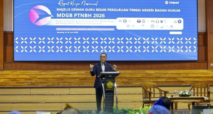 Indonesian Minister of Higher Education, Science, and Technology Brian Yuliarto delivers his speech at the national working meeting of the Council of Professors of State Universities with Legal Entity Status at Padjadjaran University, West Java, on Friday (June 19, 2026). Antara Photo