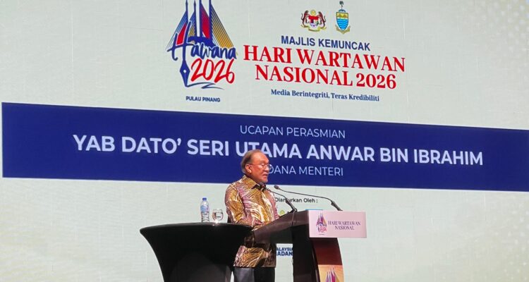 Perdana Menteri Malaysia Anwar Ibrahim memberi kata sambutan pada Hari Wartawan Nasional Malaysia di Penang, Sabtu (20/6/2026). Foto Indomaritim.com/Haresti