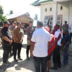 Kapolda Maluku saat bertemu masyarakat adat di Desa Lermatang, Kecamatan Tanimbar Selatan, Kabupaten Kepulauan Tanimbar, Maluku. Foto Antara