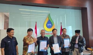 PT Agrinas Palma Nusantara (Persero) menjajaki peluang kerja sama strategis dengan Konsorsium Korea dalam pengembangan energi hijau. Foto Humas PT Agrinas Palma Nusantara. (Persero) PT Agrinas Palma Nusantara (Persero) menjajaki peluang kerja sama strategis dengan Konsorsium Korea dalam pengembangan energi hijau. Foto Humas PT Agrinas Palma Nusantara. (Persero)