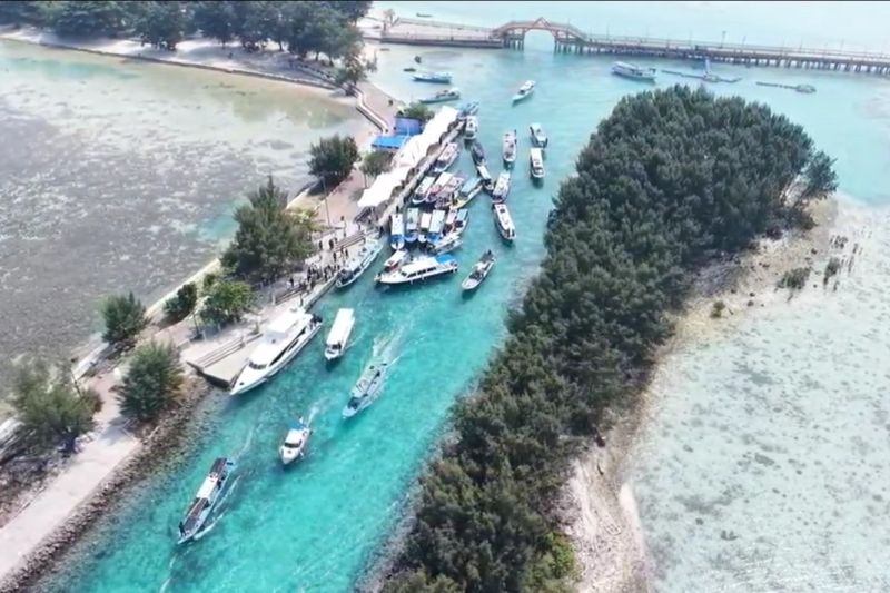 Polres Kepulauan Seribu menggelar perlombaan balap kapal tradisional dalam memperingati HUT Bhayangkara ke -80 di Jakarta, Sabu (27/6/2026). Foto Antara Polres Kepulauan Seribu menggelar perlombaan balap kapal tradisional dalam memperingati HUT Bhayangkara ke -80 di Jakarta, Sabu (27/6/2026). Foto Antara